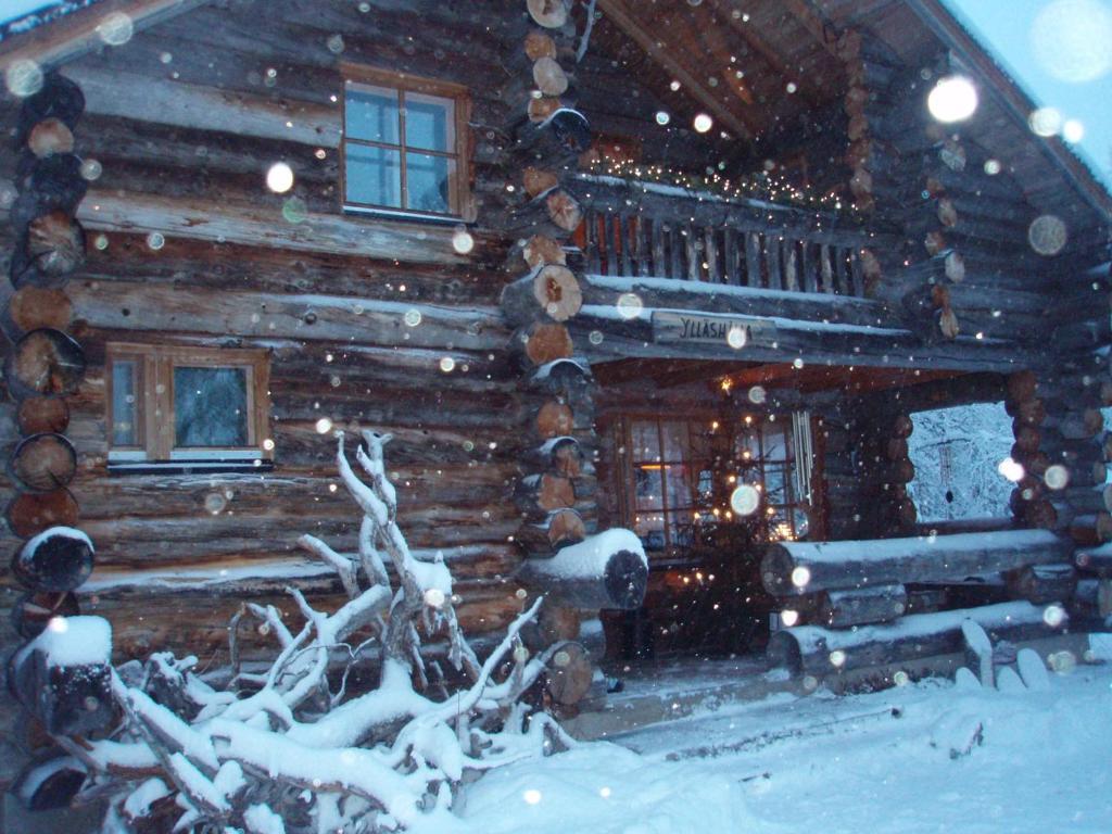 Yllaeshilla Cottage Äkäslompolo Zimmer foto
